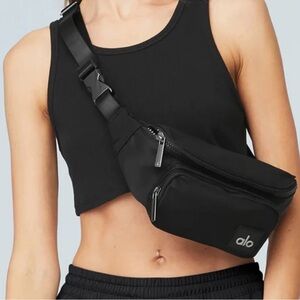 ALO Explorer Fanny Pack Yoga Black Crossbody Bag